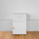 BEDSIDE TABLE - WHITE - HAMPTONS - ROUND BRASS