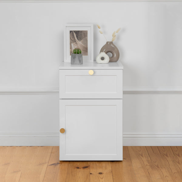 BEDSIDE TABLE - WHITE - HAMPTONS - ROUND BRASS