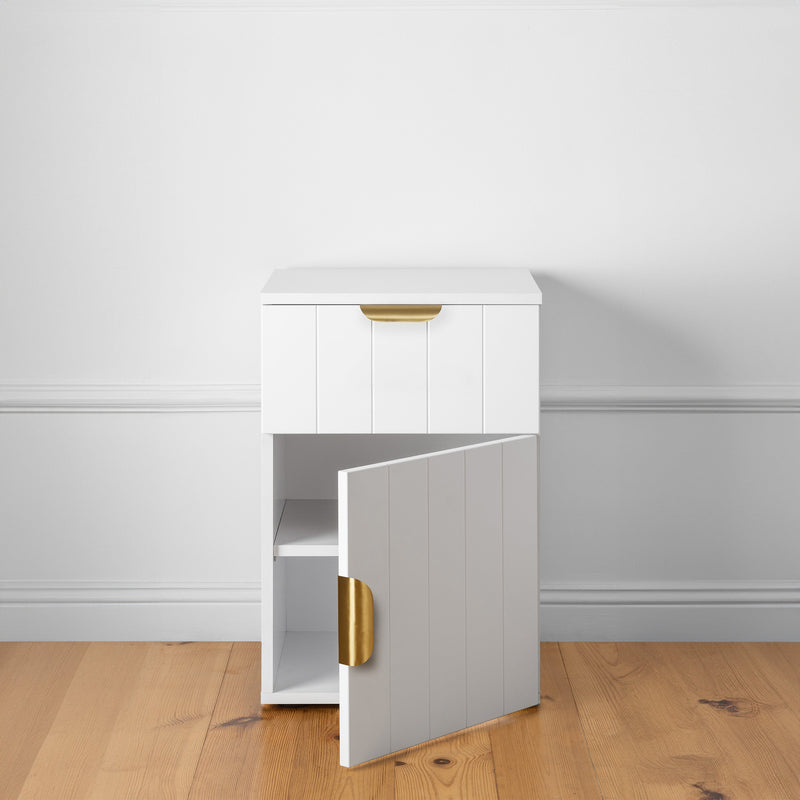 BEDSIDE TABLE - WHITE - VJ PANEL - PULL BRASS
