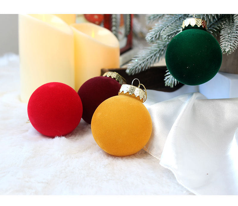 12-Piece Velvet Christmas Ornament Set - Classic Red, Green, and White Baubles for Holiday Tree Decoration (6cm)